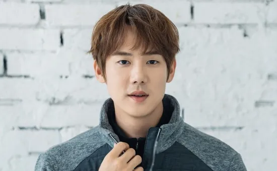 Yoo Yeon Seok có thể thế chỗ Kang Dong Won đóng phim mới