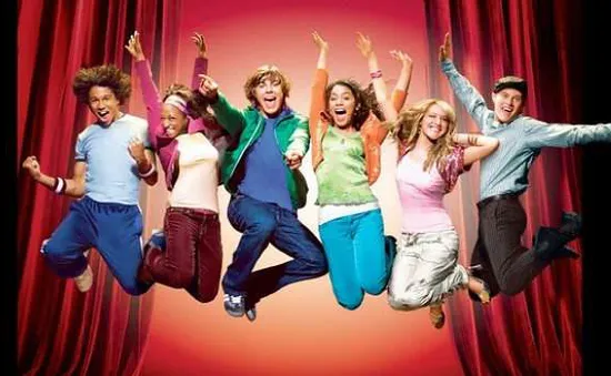 Dàn diễn viên High School Musical sẽ tái hợp!