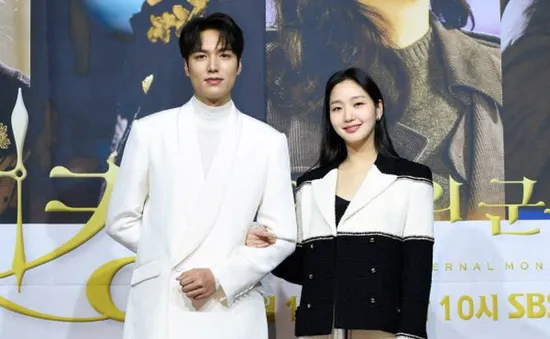 Lee Min Ho lịch lãm bên Kim Go Eun ra mắt phim mới