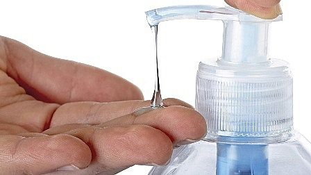 Thu hồi toàn quốc lô gel rửa tay khô ANTI-COR không đạt chất lượng