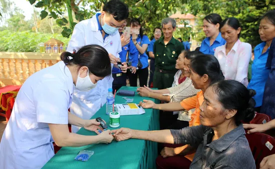 Thầy thuốc trẻ Quảng Trị thấm nhuần lời dạy bác Hồ