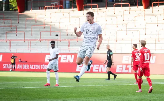 Union Berlin 0-2 Bayern Munich: Nhà ĐKVĐ xây chắc ngôi đầu