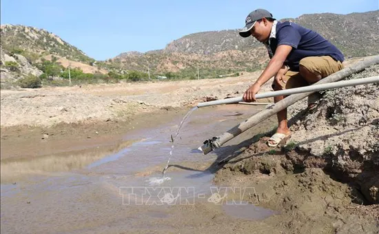 Tìm nguồn nước sạch ở vùng hạn Ninh Thuận: Rủi nhiều hơn may!