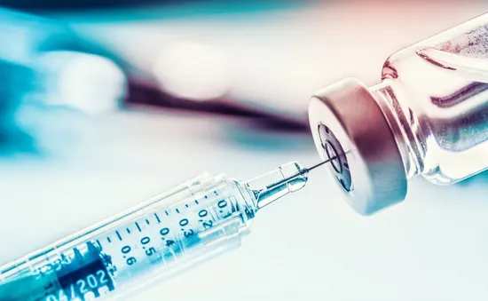 "Ai sở hữu vaccine COVID-19 sẽ giống vũ khí hạt nhân trong Chiến tranh Lạnh"