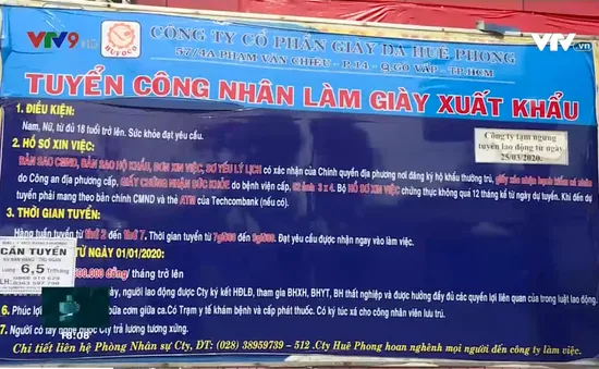 Thành phố Hồ Chí Minh hỗ trợ người lao động thất nghiệp do Covid-19