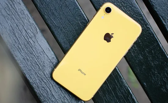 Apple bán iPhone XR với giá chỉ 499 USD