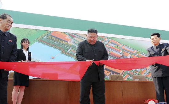 Hàn Quốc bác bỏ mọi đồn đoán về sức khỏe của Chủ tịch Triều Tiên Kim Jong-un