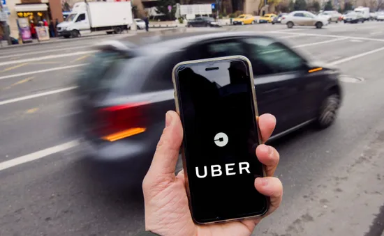 Uber cắt giảm hàng nghìn việc làm