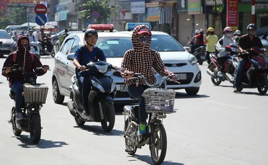 Phòng bệnh, chăm sóc sức khỏe thế nào trong điều kiện nắng nóng kéo dài?