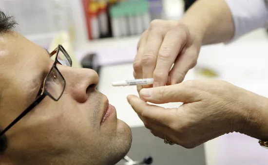 Vaccine COVID-19 dạng xịt có thể hiệu quả hơn dạng tiêm?