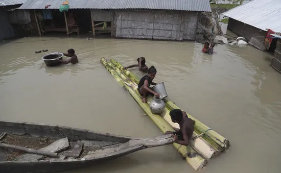 Lũ lụt ở Ấn Độ và Nepal, gần 4 triệu người phải sơ tán, ít nhất 189 người thiệt mạng