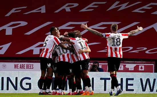 Brentford 3-1 Swansea City: Chiến thắng xứng đáng cho đội chủ nhà (Bán kết lượt về playoff giải hạng nhất Anh)