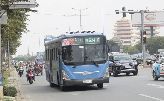 Xe bus trợ giá ở TP.HCM vẫn hoạt động