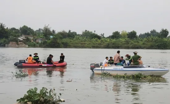 Truy bắt cát tặc, một chiến sĩ công an hi sinh