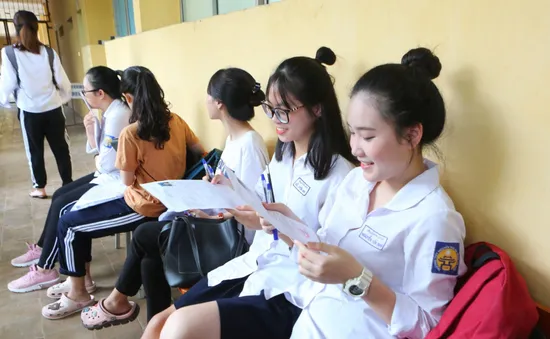 Rất nhiều thí sinh đạt 21 điểm với tổ hợp Toán, Lí, Anh