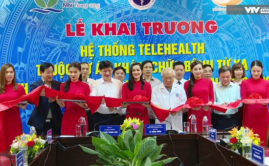 Bệnh viện Nhi Trung ương khai trương hệ thống hỗ trợ tư vấn, khám chữa bệnh từ xa