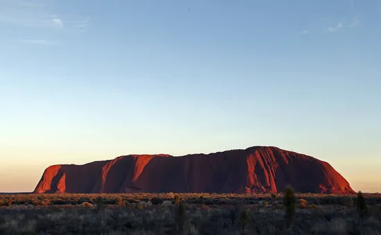 Australia yêu cầu Google gỡ bỏ hình ảnh núi thiêng Uluru