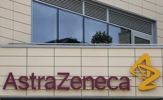 AstraZeneca tạm ngừng thử nghiệm vaccine COVID-19 giai đoạn cuối