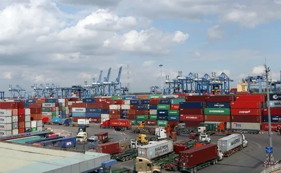 Giá container tăng “khủng” sẽ kéo dài đến quý II/2021