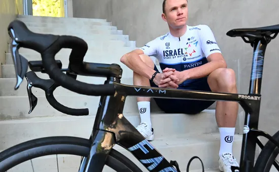 Chris Froome thể hiện tham vọng với đội đua mới