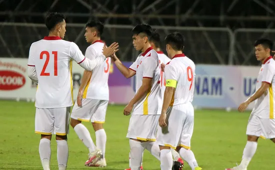 Văn Đạt lập cú đúp, U23 Việt Nam thắng đậm U23 Kyrgyzstan