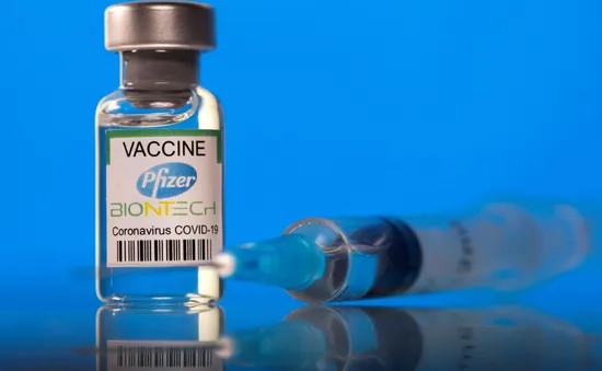 Pháp hỗ trợ thêm 1,4 triệu liều vaccine ngừa COVID-19 cho Việt Nam