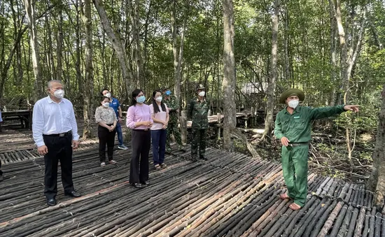 TP Hồ Chí Minh mở cửa đón du khách sau thời gian “đóng băng”