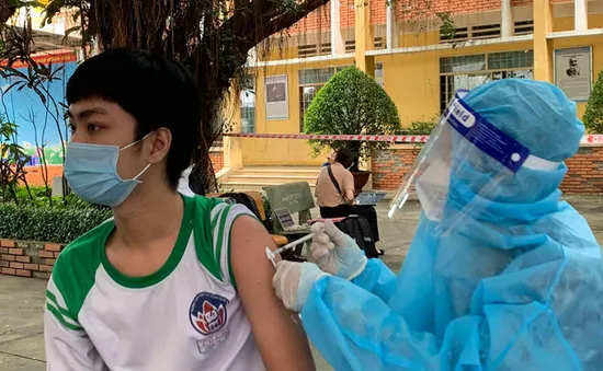 CHÍNH THỨC: Hà Nội ban hành kế hoạch tiêm vaccine ngừa COVID-19 cho trẻ