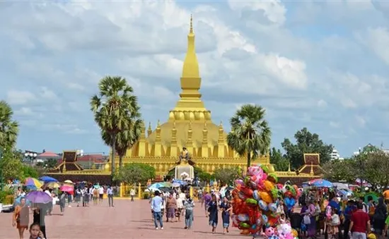 Lào ưu tiên mở cửa cho du khách từ các nước ASEAN và Việt Nam