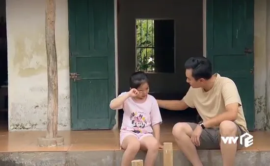 Phố trong làng - Tập 4: Sau "cú lừa" tinh quái, Nam kết bạn với con gái "Chí Phèo" Mến