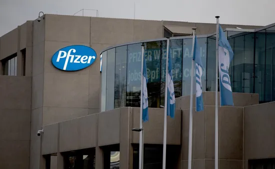 Pfizer đạt thỏa thuận cung ứng thuốc điều trị COVID-19 trên toàn cầu