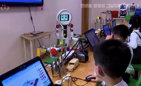 Triều Tiên ứng dụng robot trong dạy học