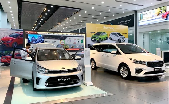 Nhận ưu đãi “kép”, thị trường ô tô Việt Nam tăng trưởng khá