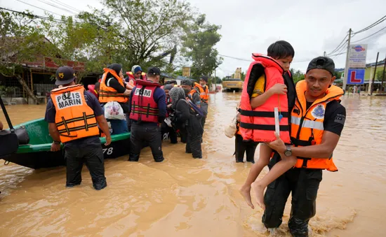 Hơn 21.000 người phải sơ tán vì lũ lụt nghiêm trọng ở Malaysia