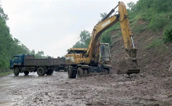 Cảnh báo lũ quét, sạt lở đất và ngập úng cục bộ tại Phú Yên