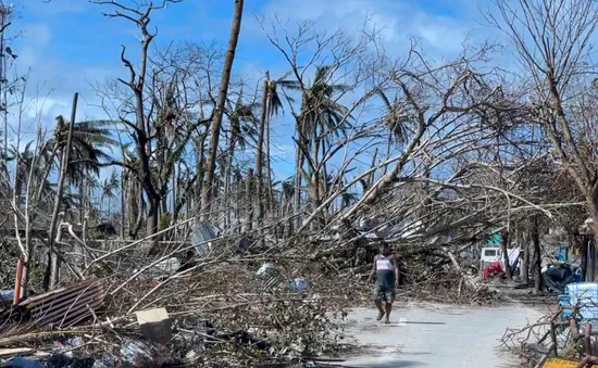 Số nạn nhân tử vong do siêu bão Rai ở Philippines tăng mạnh, lên hơn 200 người