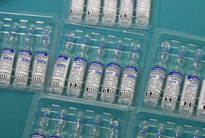 Nga cập nhật vaccine chống các biến thể COVID-19