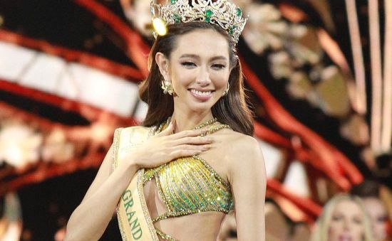 Thùy Tiên đăng quang Miss Grand International 2021