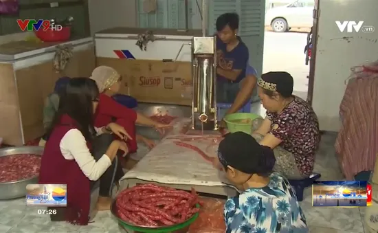 Lạp xưởng bò – đặc sản làng Chăm