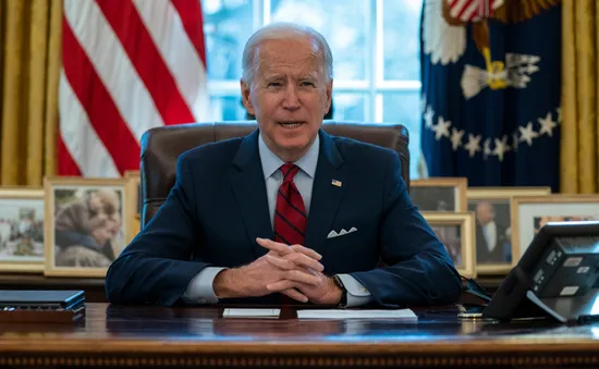 Tổng thống Mỹ Biden ký sắc lệnh phát triển chuỗi cung ứng giảm phụ thuộc Trung Quốc