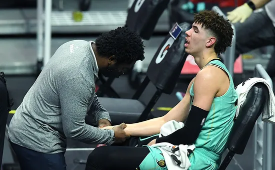 LaMelo Ball đứng trước nguy cơ chia tay mùa giải