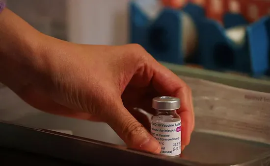 Tìm ra mối liên hệ của vaccine AstraZeneca với chứng đông máu