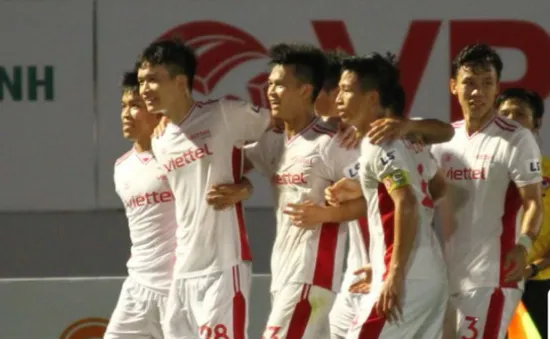 [KT] Topenland Bình Định 0-1 CLB Viettel: 3 điểm kịch tính