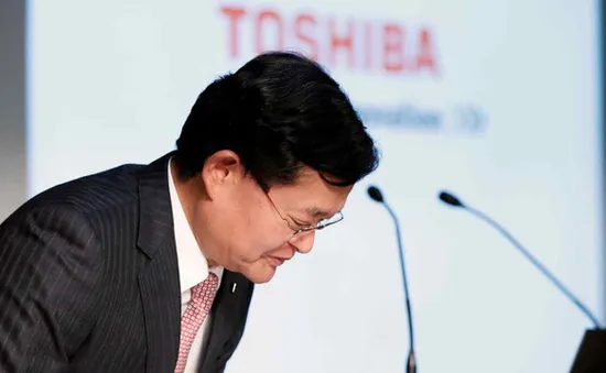 CEO Toshiba xin từ chức trước thềm "bán mình" với giá 20 tỷ USD