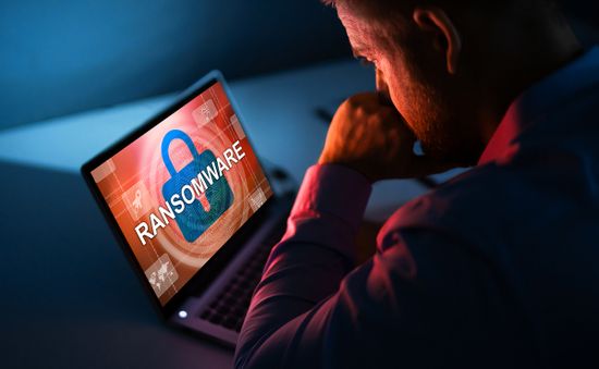 Ransomware tiến hóa, tống tiền online, tội phạm mạng chuyển hướng ăn cắp dữ liệu