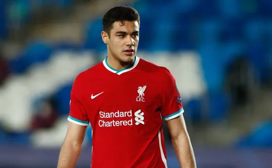 Liverpool sẽ không mua đứt Ozan Kabak