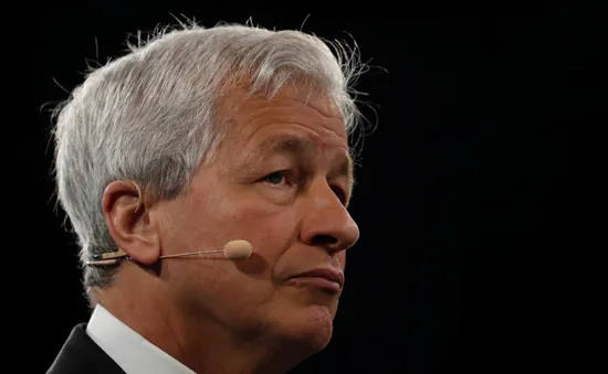 CEO JPMorgan: "Hãy tránh xa tiền ảo"