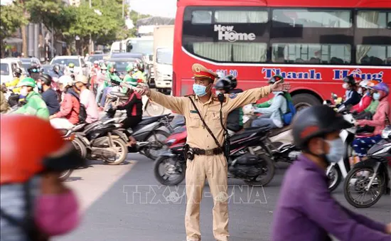 Ùn tắc giao thông tại khu vực cửa ngõ Thủ đô sau kỳ nghỉ lễ