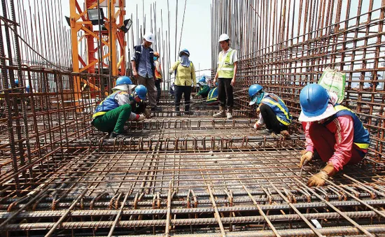 Giá thép tăng “nóng”: Bộ Công Thương nói gì?