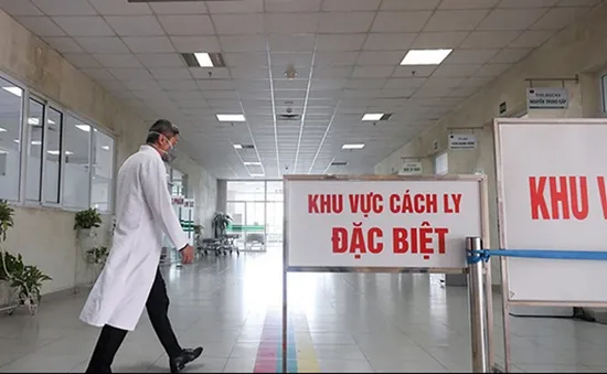 Thêm 2 F1 của cựu Giám đốc Hacinco ở KĐT Đại Kim và Royal City dương tính với COVID-19